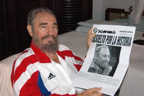 Fidel Castro, con Granma